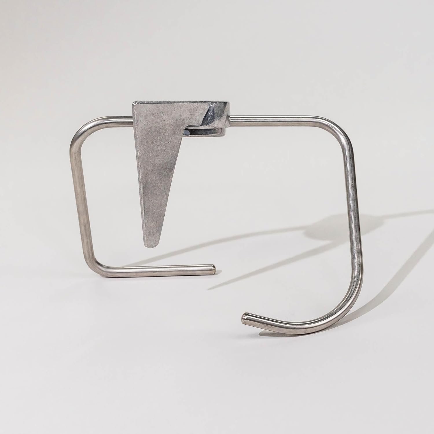 Bosch Universal Plus Stand Mixer 500 Watt, 6.5 Quarts with Wire Whips, Dough Hook & NutriMill Dough Hook Extender Bundle - Image 8