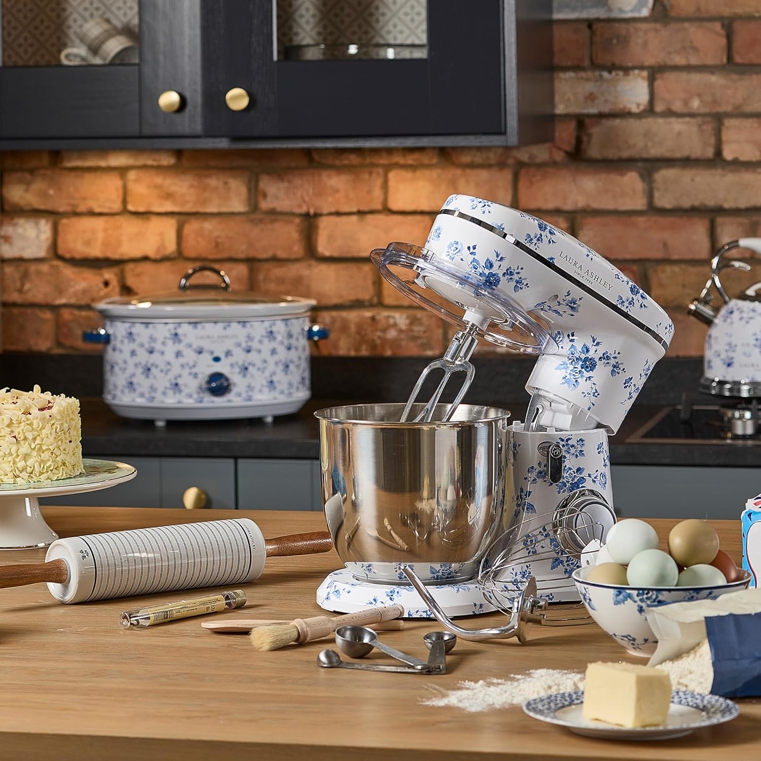 Laura Ashley 4.8 Quarts Electric Stand Mixer with Attachments - 380W Easy to use Countertop Kitchen Mixer with Bowl -Cake, Dough Mixer Machine with Dough Hook, Beater, Egg Whisk & Handy Splash Cover - Image 3